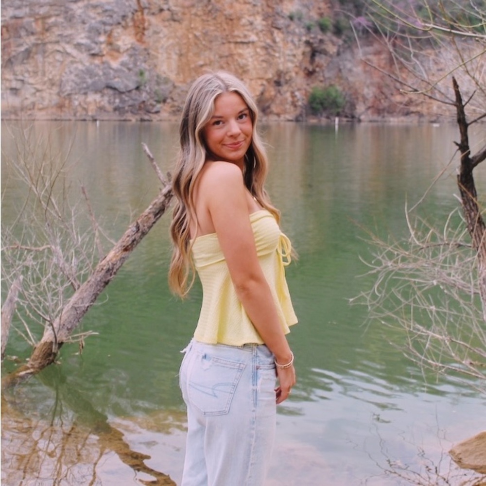 Meet your Posher, Olivia